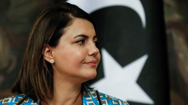 في صالون للشعر بتركيا.. صورة لوزيرة ليبية تثير جدلاً