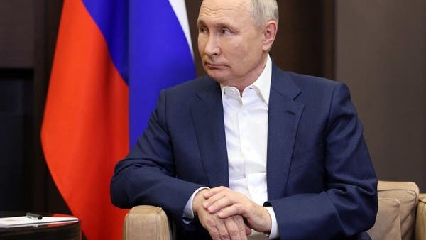 “ما بال بوتين”.. فيديو مريب ليده مجعّدة وتعليق أوكراني