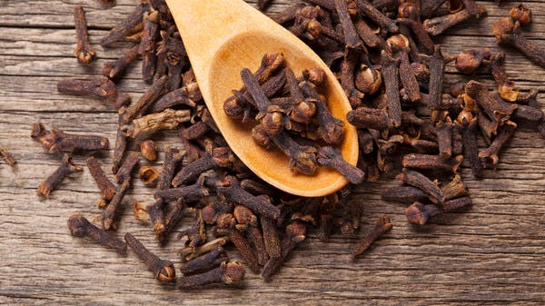 لن تتخلى عنه أبدا.. 5 فوائد مذهلة لتناول القرنفل