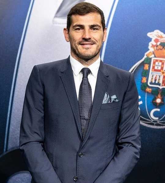 الحارس كاسياس يثور على “دوري الملوك”