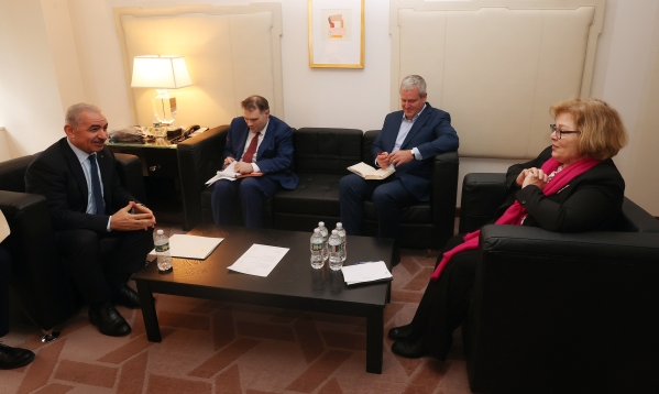 اشتية يدعو الإدارة الأميركية إلى دور فاعل للجم العدوان الإسرائيلي على أرضنا وشعبنا-الحياة الجديدة