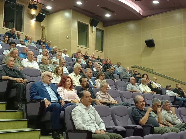 إشهار ومناقشة كتاب الذاكرة المسلوبة للأسير المحرر أكرم عطا الله-الحياة الجديدة