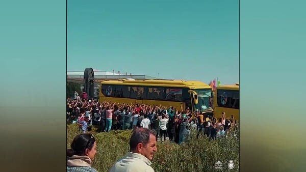 رونالدو يتلقى هدية فارسية غير متوقعة في طهران.. ما هي؟