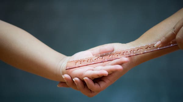 نائبة مصرية تثير جدلاً.. عودوا للضرب بالعصا في المدارس