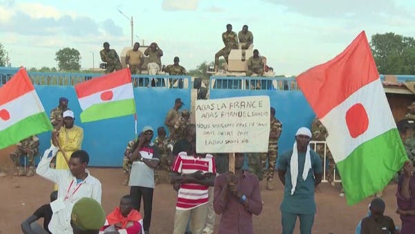 مالي وبوركينا فاسو والنيجر.. فرنسا تتلقى ثالث صفعة أفريقية في عهد ماكرون