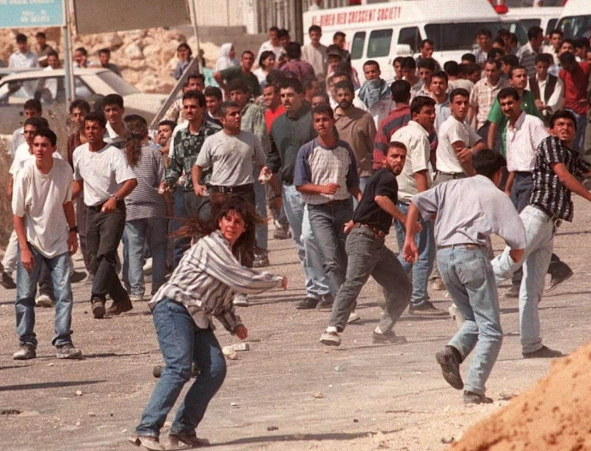 27 عاما على هبة النفق-الحياة الجديدة