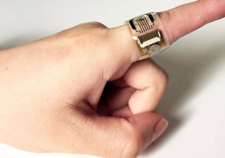 جهاز يراقب خصوبة النساء من خلال العرق