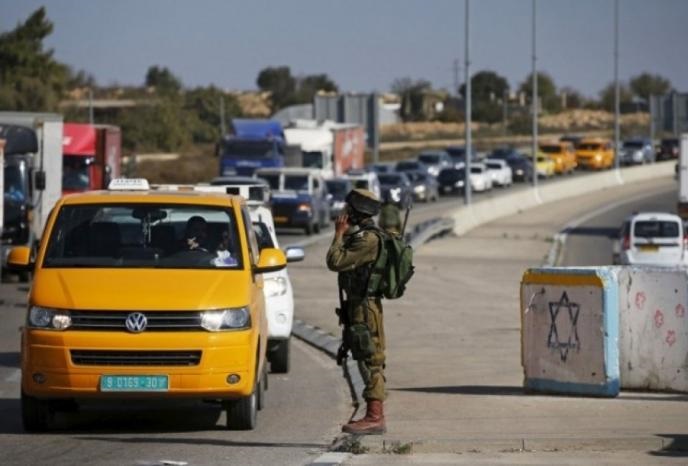 الاحتلال يغلق جميع الحواجز المحيطة بمدينة القدس-الحياة الجديدة