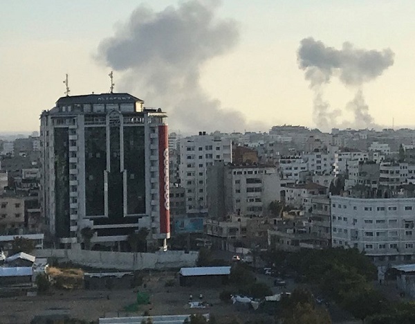تعطيل كافة مناحي الحياة في قطاع غزة وتوتر شديد يسود الميدان الآن-الحياة الجديدة
