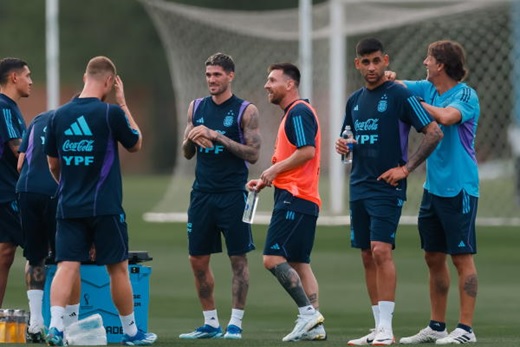 الأرجنتين والبرازيل لجولة مثالية وتشيلي والبيرو تخوضان ديربي المحيط الهادئ