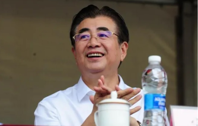 تعيين رئيس جديد لاتحاد الكرة الصيني بعد حملات الفساد