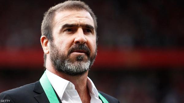 أسطورة “اليونايتد” كانتونا يدعم فلسطين بـ”رسالة تاريخية”