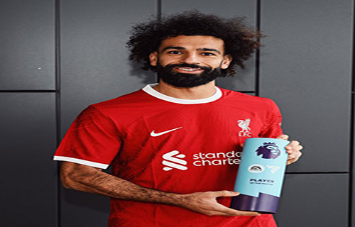 محمد صلاح يفوز بجائزة جديدة ويحقق رقما استثنائيا