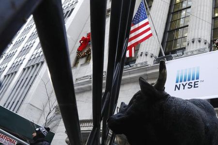 مؤشرات الأسهم في الولايات المتحدة ارتفعت ومؤشر داو جونز الصناعي صعد نحو 1.15%