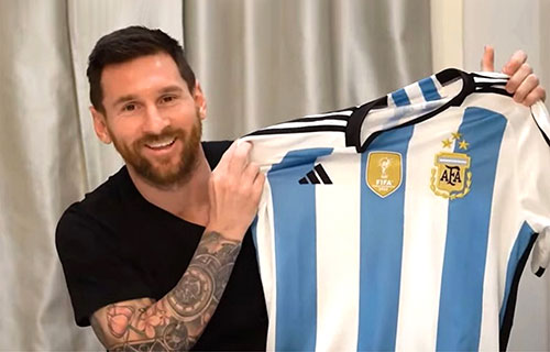 ميسي وزوجته يعيشان أسوأ لحظاتهما