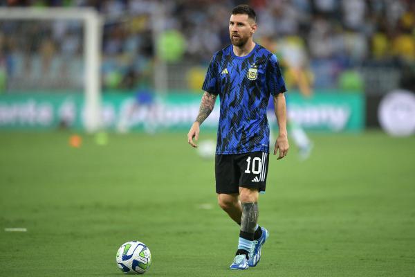 استبعاد ميسي من التشكيلة المثالية للدوري الأميركي