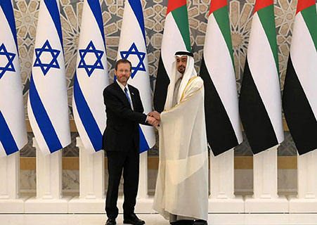 الإمارات تتحرك لإنقاذ الاقتصاد الإسرائيلي من ضربات الحوثيين