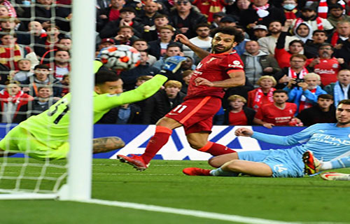 ليفربول يحتفي بوصول صلاح للهدف رقم 200