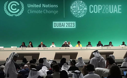 اتفاق عالمي تاريخي بالتخلي التدريجي عن الوقود الأحفوري