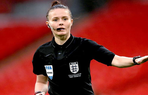 ترحيب انكليزي بتعيين ويلش كأول امرأة تدير لقاءً في الدوري