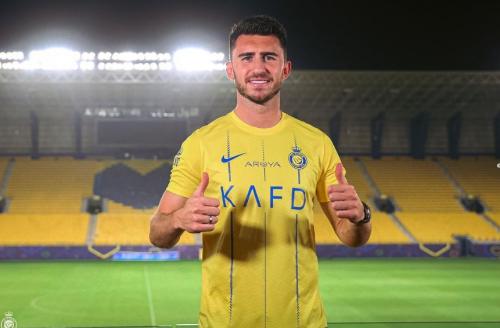 الإسباني لابورت يرفض ريال مدريد