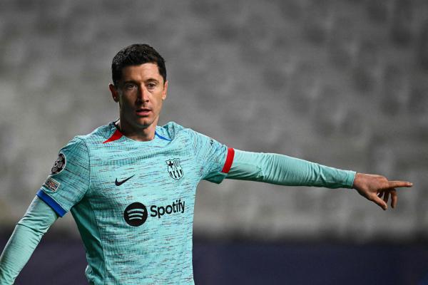 الكشف عن خطة سرية لبيع ليفاندوفسكي للدوري السعودي