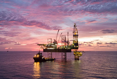 أسعار النفط ترتفع مع استمرار الفوضى في البحر الأحمر