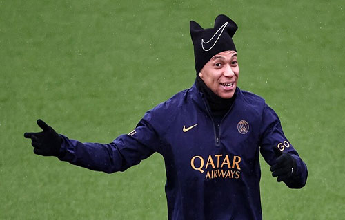 المدرب إنريكي يُعلق على شائعات انتقال مبابي لـ “الريال”