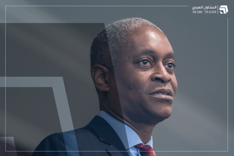 عضو الفيدرالي الأمريكي يحذر من خفض الفائدة وخطورة التضخم