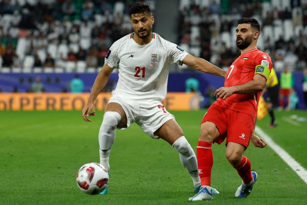 لاعبو “الفدائي”يوجهون رسالة لأهالي غزة