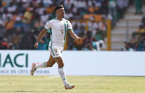 الجزائر تخطف تعادلا قاتلا أمام بوركينا فاسو