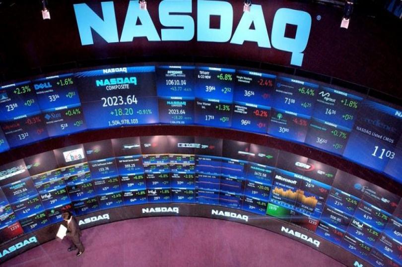 توقعات إنتل القاتمة تضغط على ناسداك