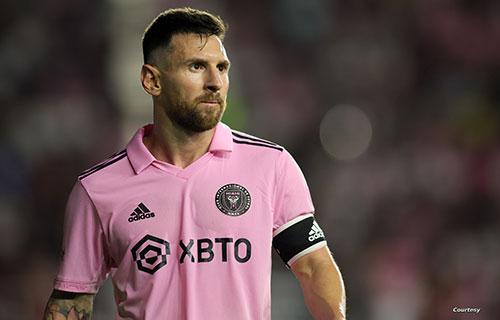 ملعب الهلال السعودي يستعد لاستقبال ميسي مطلع شباط