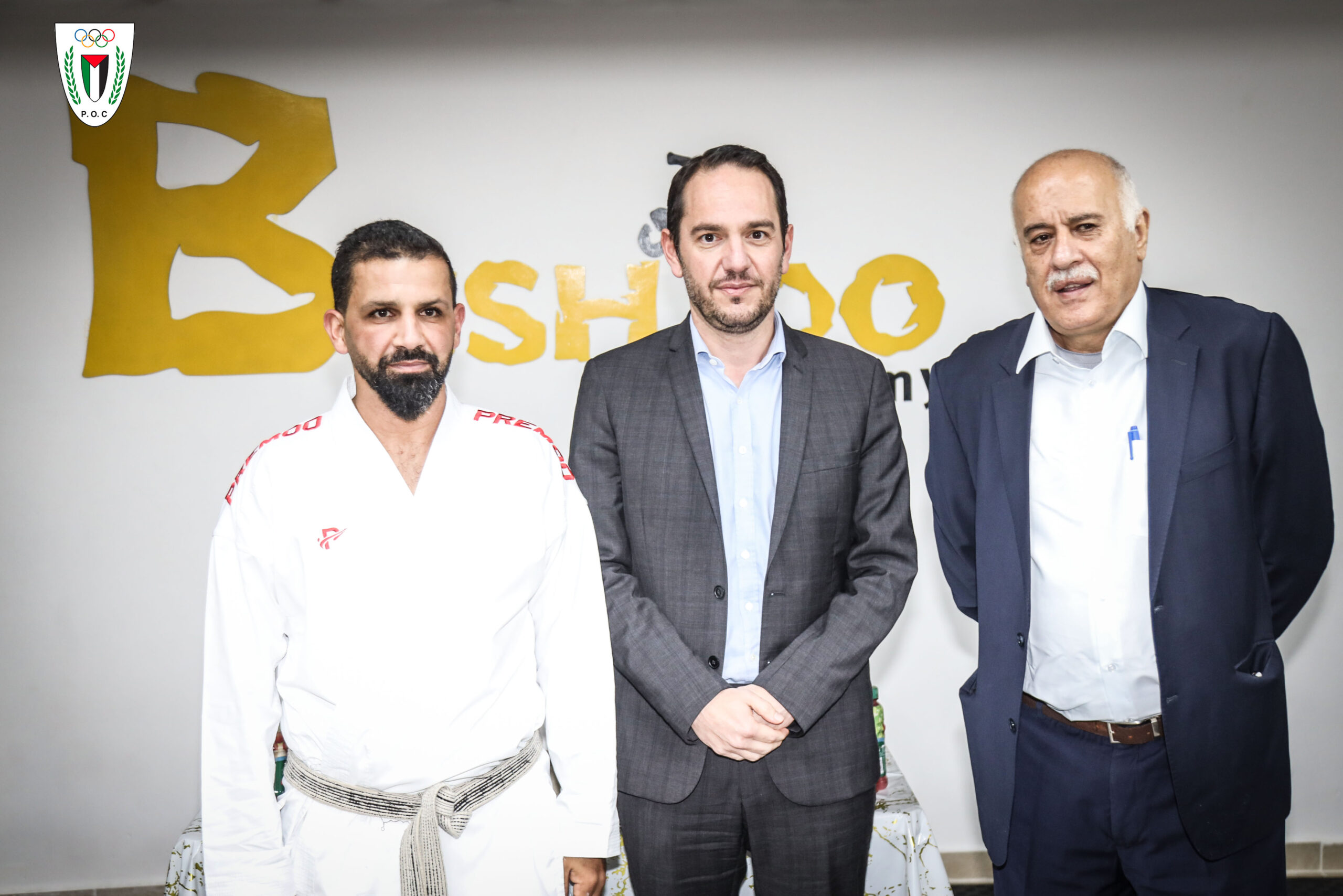 الفريق الرجوب يبحث سبل التعاون الرياضي مع القنصل الفرنسي في القدس