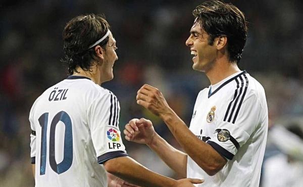 استحداث بطولة قدامى اللاعبين قد تشهد مشاركة أوزيل ورونالدينيو وكاكا