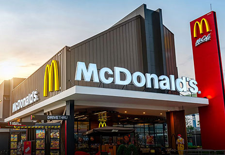 ارتفاع أرباح “ماكدونالدز” رغم انخفاض المبيعات بالشرق الأوسط