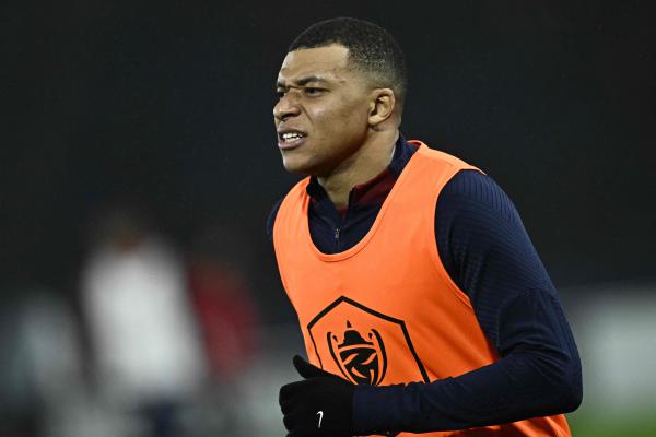 مبابي يعود لتمارين سان جرمان قبل مواجهة سوسييداد في دوري الأبطال