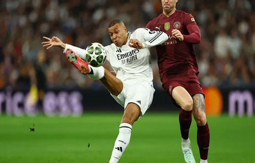 مدريد – أ ف ب: غاب النجم الهجومي الفرنسي لريال…