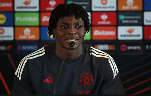 مانشستر – أ ف ب: أشاد البرتغالي روبن أموريم بنزاهة…