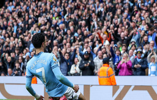 مانشستر – رويترز: اكتفى مانشستر سيتي بالتعادل 2-2 مع ضيفه…