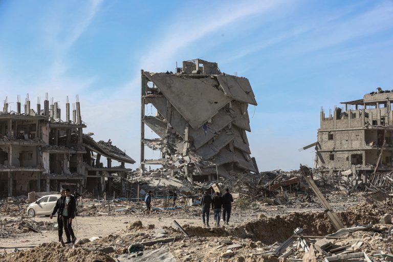 القاهرة- الحياة الجديدة- نادر القصير- رغم مرور شهرين على اتفاق…