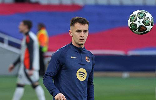 برشلونة-(أ ف ب) : تعرض لاعب وسط برشلونة مارك كاسادو…