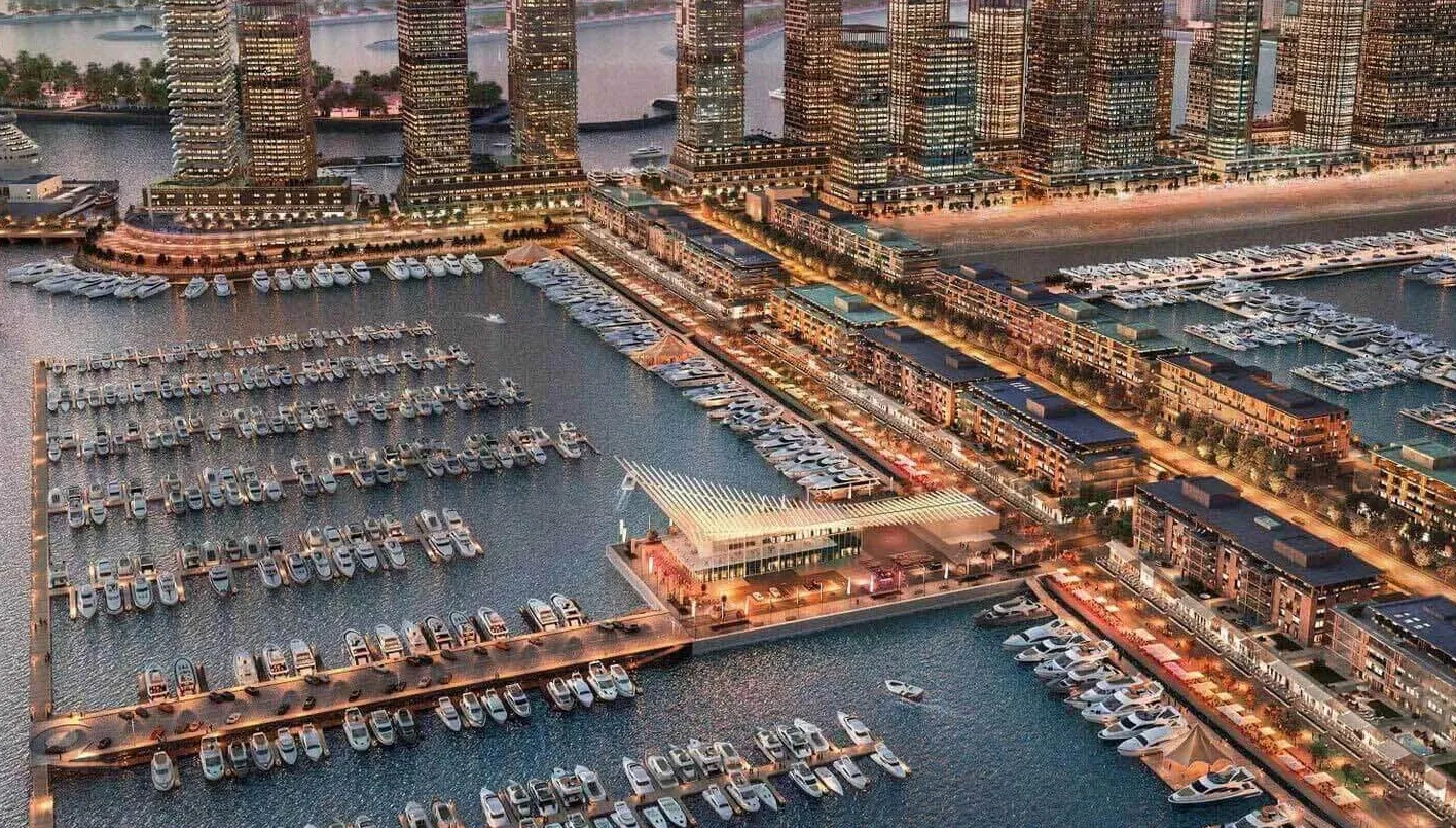 موانئ دبي تطلق الدفعة الأولى من أسطول المركبات الكهربائية