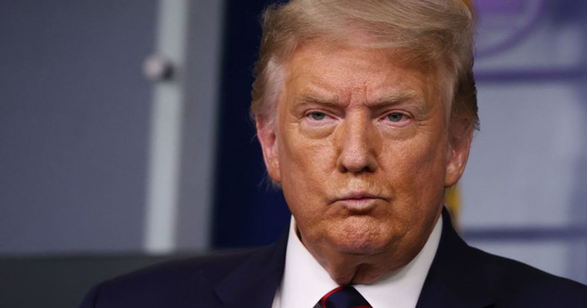 ترامب يحذّر من تداعيات الرسوم الجمركية ويطالب بخفض أسعار الفائدة