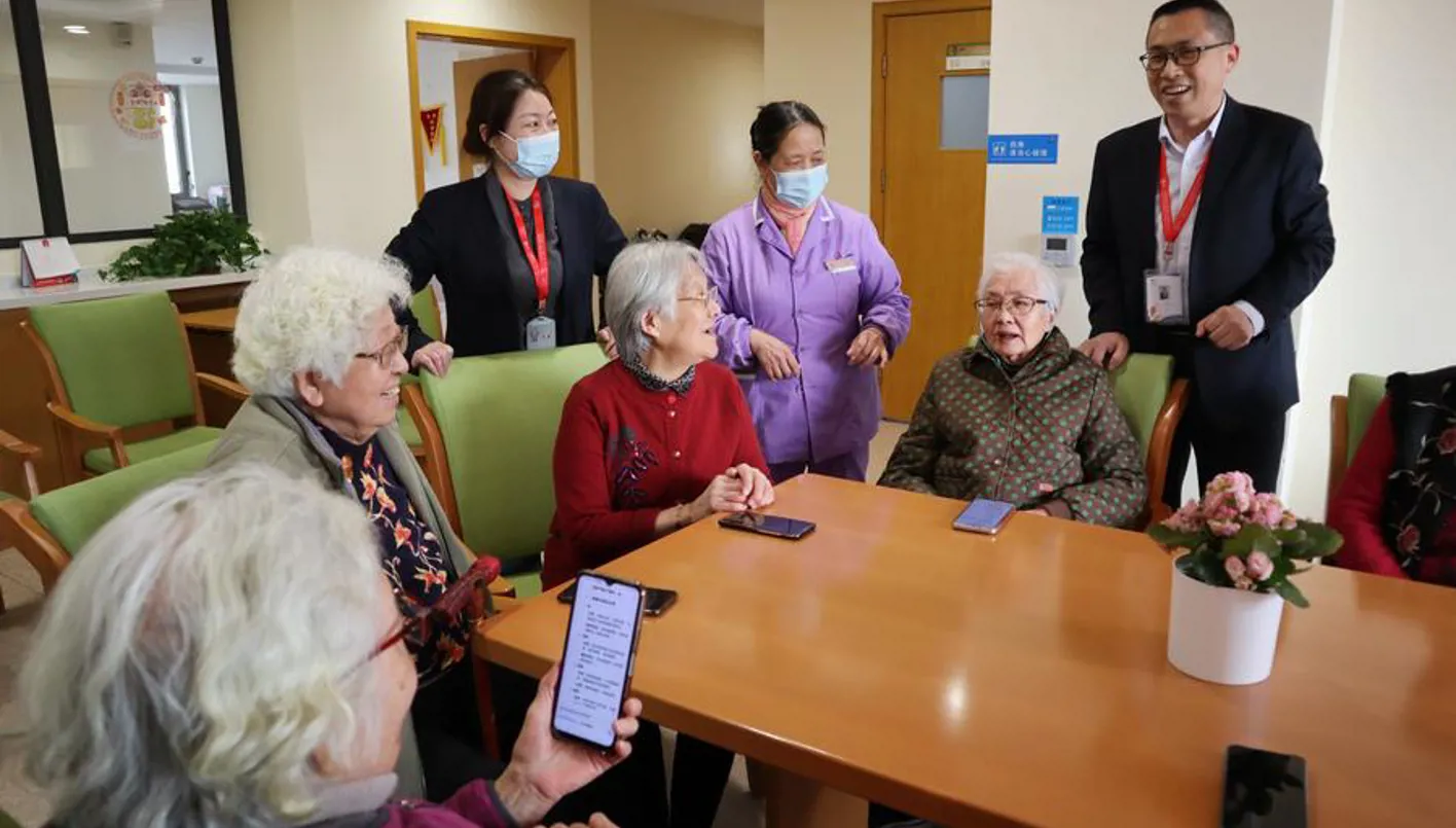 الذكاء الاصطناعي يغيّر حياة الجيل المسنّ في الصين