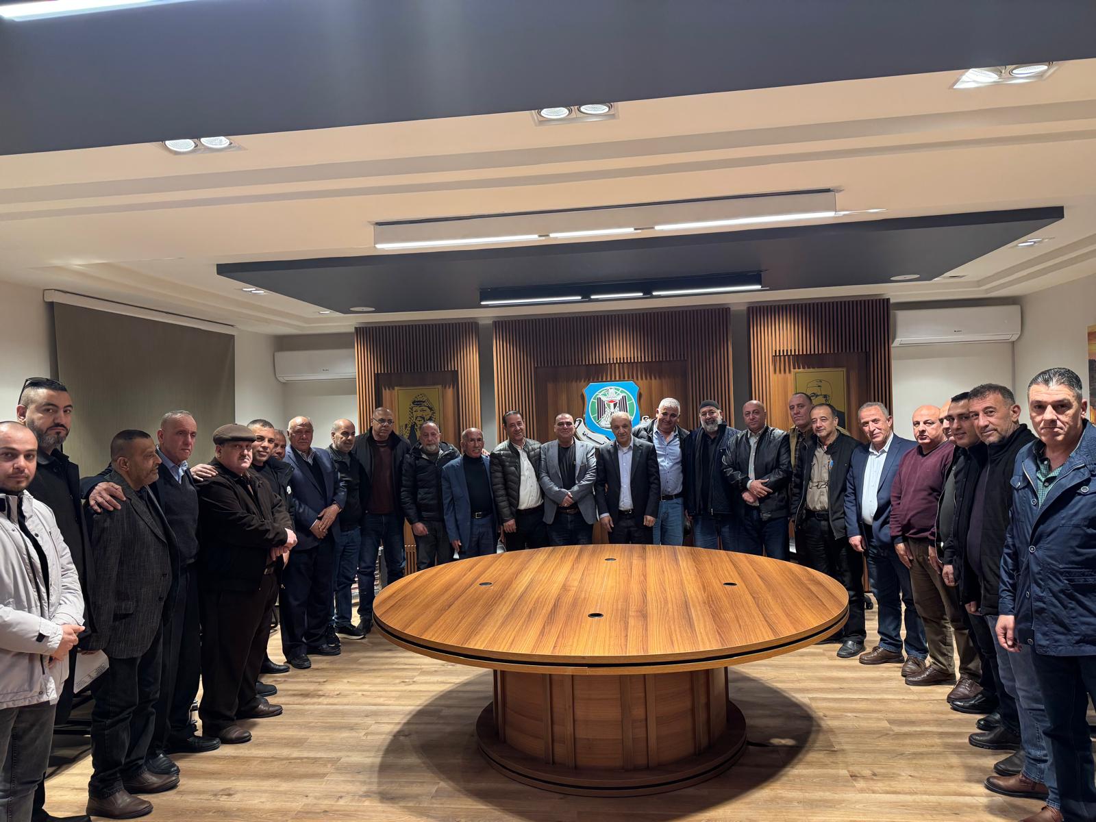  التقى رئيس المخابرات العامة الفلسطينية اللواء ماجد فرج، اليوم الأحد،…