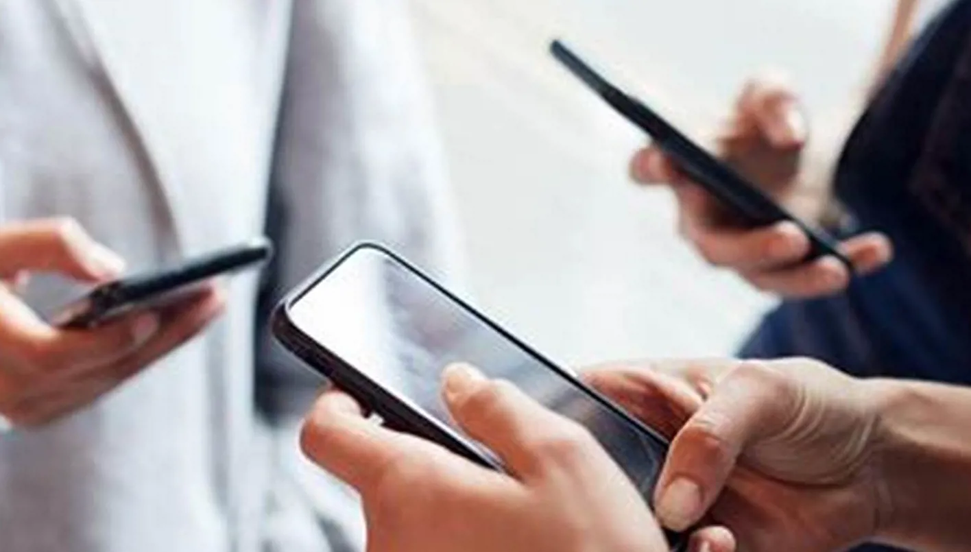 الإمارات الأولى عالمياً في سرعة الإنترنت المحمول… ماذا عن باقي الدول؟