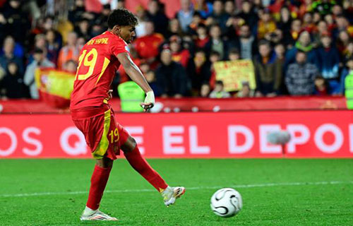 مدريد -(أ ب) : أبدى النجم الإسباني الشاب لامين جمال،…