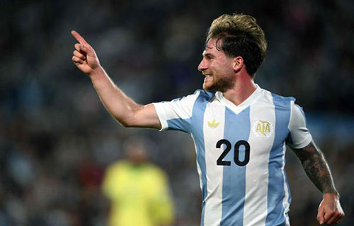 بوينوس ايرس-(أ ف ب) : توجت الأرجنتين بطلة العالم تأهلها…