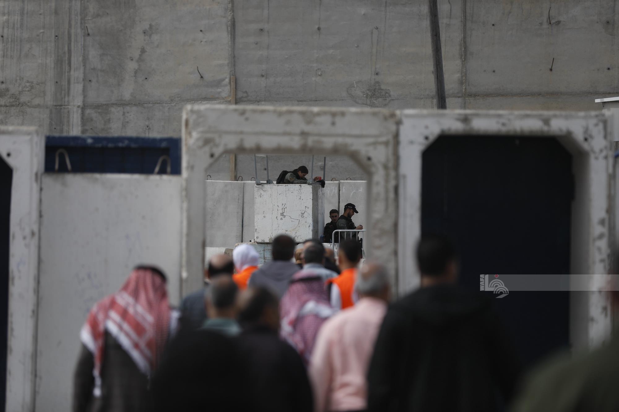 القدس -الحياة الجديدة- واصلت قوات الاحتلال الإسرائيلي، للجمعة الرابعة من…